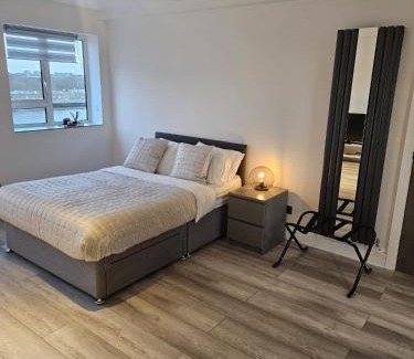 Somers Town Apartment | Penthouse Studio by Regent's Park/Euston