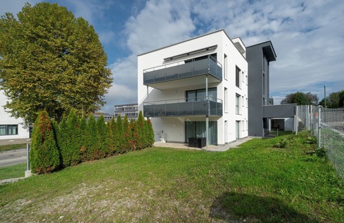 Safenwil House | Penthouse Swiss Escape | Rooftop Terrace + Parking + Hi-Speed WiFi