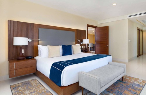 Santa Rosa Resort | Penthouse Three Bedroom Oceanfront Suite at luxury resort Villa la Valencia