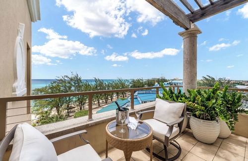 Seven Mile Beach Condo | Penthouse View Residence steps away from the Beach at The Ritz-Carlton