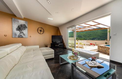 Mokosica Apartment | Penthouse VIEWPOINT