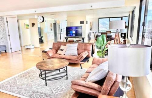 Waikiki Apartment | Penthouse Waikiki Panorama Ocean/Mountain Views