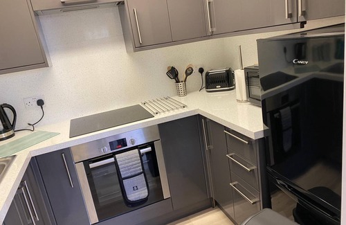 St Neots Apartment | Penthouse Waterfront Apartment - St Neots