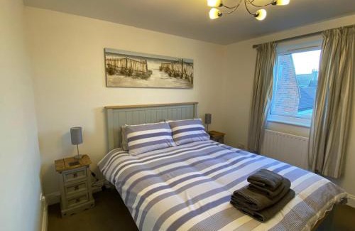 St Neots Apartment | Penthouse Waterfront Apartment - St Neots