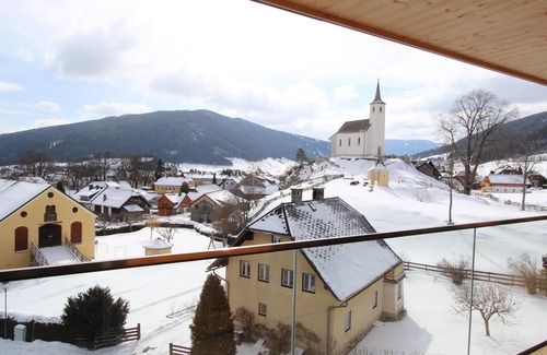 Mauterndorf Apartment | Penthouse with large balcony
