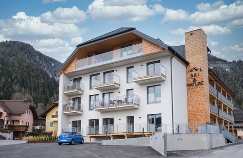 Mauterndorf Apartment | Penthouse with large balcony