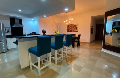 El Cortecito Apartment | Penthouse With Rooftop and Pool & Beach Access