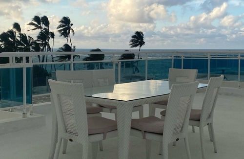 El Cortecito Apartment | Penthouse With Rooftop and Pool & Beach Access