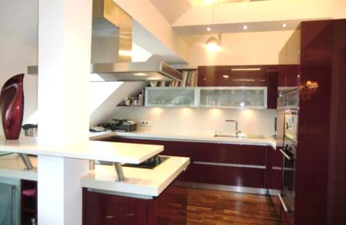 Koenigstein im Taunus Bed & Breakfast | Penthouse Zimmer mit Bad EM2024 Hospitality Package