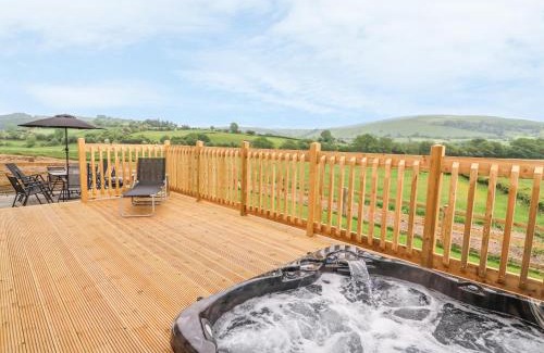 Llanddewi Ystradenny House | Pentre Fawr