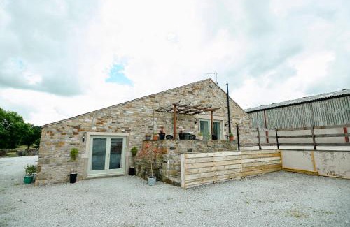 Settle House | Penyghent View