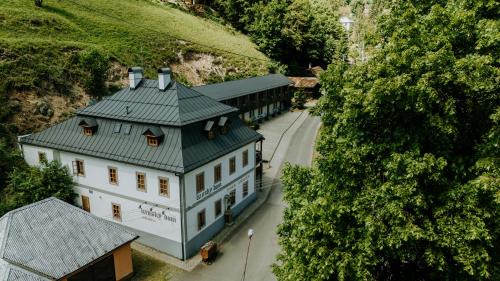 Hodrusa House | Penzión Banský dom