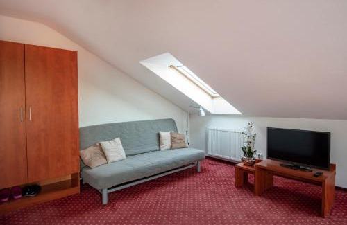 Poprad House | Penzión Borievka