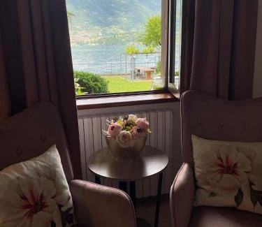 Lezzeno Apartment | Peonia Apartment - appartamento vista lago
