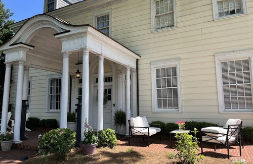 Gastonia Apartment | Peony Apartment