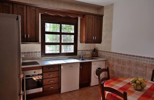 Alora Ski Chalet | PEPE AND MARI HOUSE with pool