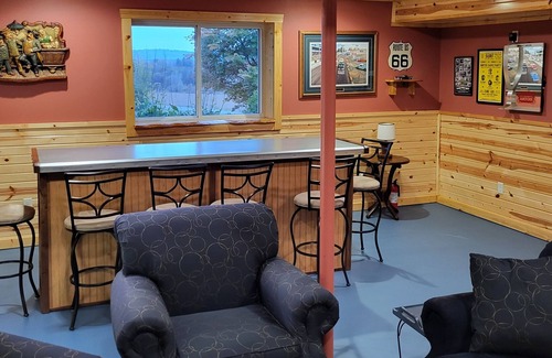 Pepin House | Pepin Country Lodge -Book now for summer and fall this private country getaway.