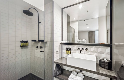 Docklands Hotel | Peppers Docklands Melbourne
