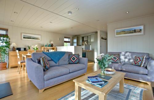 Cheddar Ski Chalet | Peppers Lodge, Strawberryfield Park