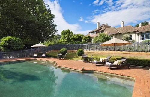 Sutton Forest Resort | Peppers Manor House