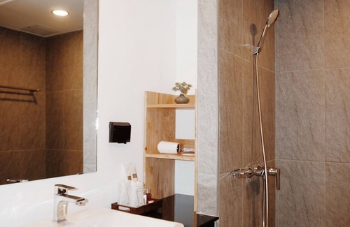 Hai Ya Hotel | Peppery Hills Hotel