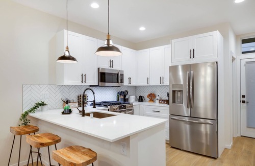 Whittier Heights House | Perch - Ballard Bliss: Great Ballard location! Spacious 3BR w/parking