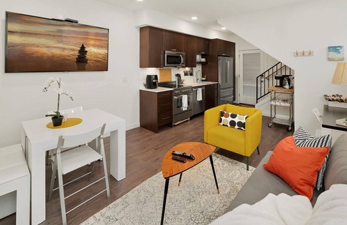 Minor House | Perch - Centro Guesthouse F: WS 96! Parking, Rooftop Deck & Pet Friendly