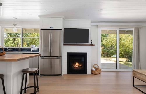 Greenbank Cabin | Perch - Greenbank Cottage: quiet & view, relaxing outdoor oasis
