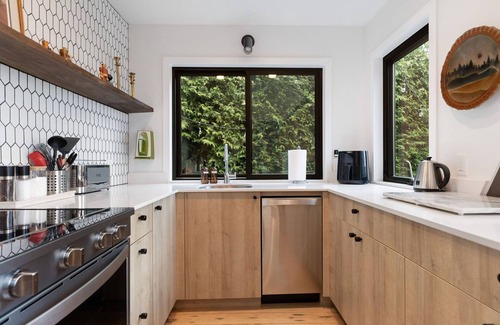 Lagoon Point House | Perch - Shorewood A-Frame: Dream Whidbey Getaway