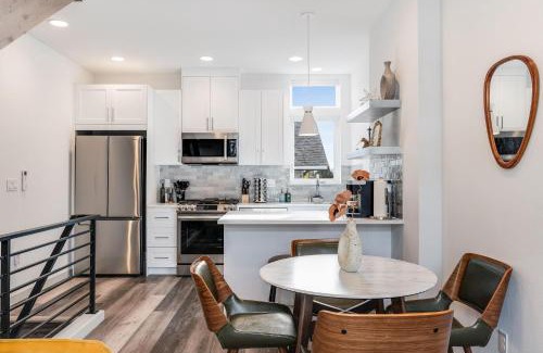 Fremont House | Perch - Woodland Suite