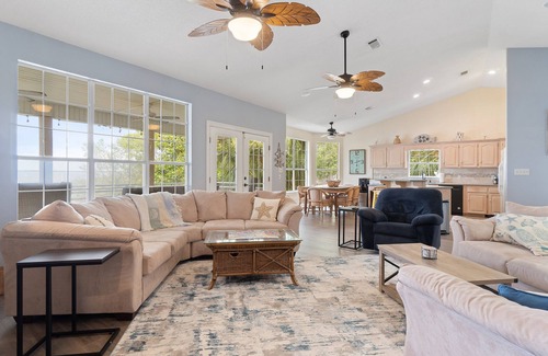 Ono Island House | Perdido Bay 4BR Waterfront House WITH A DOCK AND WHITE SANDS IN THE BACKYARD!