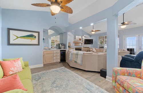 Ono Island House | Perdido Bay 4BR Waterfront House WITH A DOCK AND WHITE SANDS IN THE BACKYARD!