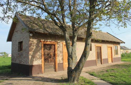 Mezohegyes House | Peregi Vendégház