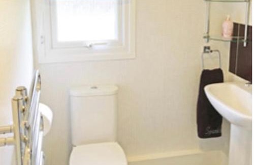 Doublebois Ski Chalet | Peregrine Lodge - idillic Cornwall retreat