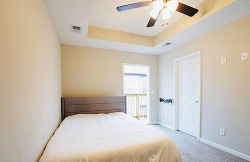 La Vergne Condo | Perfect 2b/2b 20min from Downtown Nashville!