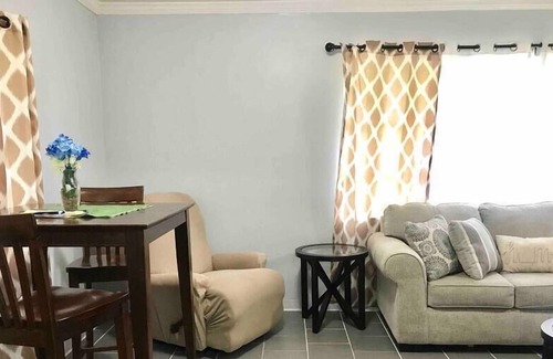 Mount Berry House | Perfect 3 Bedroom Home in Rome.