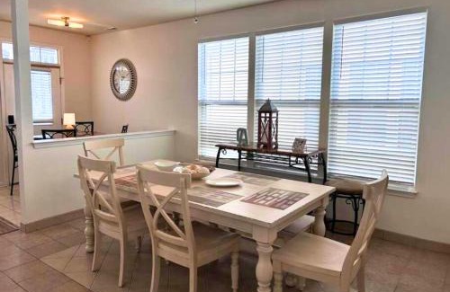 Atlantic City House | Perfect 5 Star Beach Block with Hot Tub