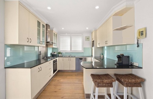 Narrabeen House | Perfect Beach Getaway