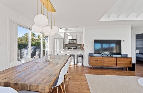 Beach Hampton House | Perfect Beach House Available Weekly or Monthly in August and September!