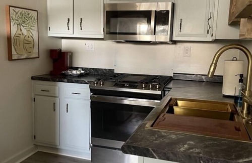 Biloxi Cottage | Perfect Beach Location Great Monthly rate