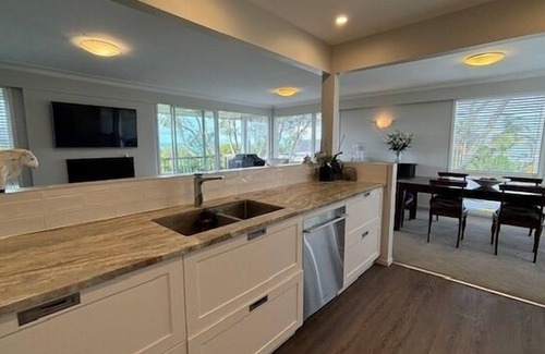 Castor Bay House | Perfect blend of nature and comfort .