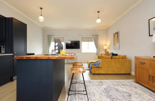 Bridgend House | Perfect Bridgend Stay: Comfort & Space!