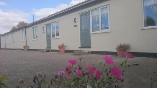 Huntingdon Apartment | PERFECT BUSINESS ACCOMMODATION at SIDINGS FARM - Luxury Cottage Accommodation - Fully equipped & Self Catering