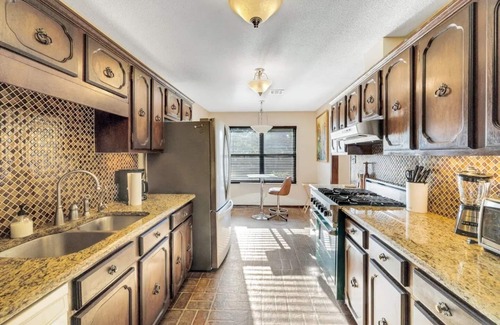 Cedar Bluff House | Perfect Cedar Bluff Private Getaway Near Downtown!