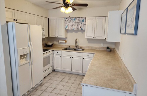 Hobe Sound Apartment | Perfect Corporate Housing Solution - Centrally Located Villa