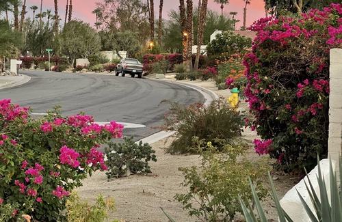 Palm Desert Condo | Perfect desert location, near El Paseo.