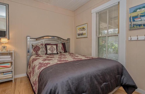 Central Sarasota Apartment | Perfect Downtown Space-Walk to Library, Theater
