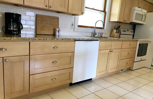 Three Oaks House | Perfect Family Friendly Getaway!