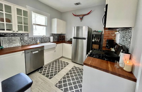 Beacon Hill Condo | Perfect Family Friendly Getaway