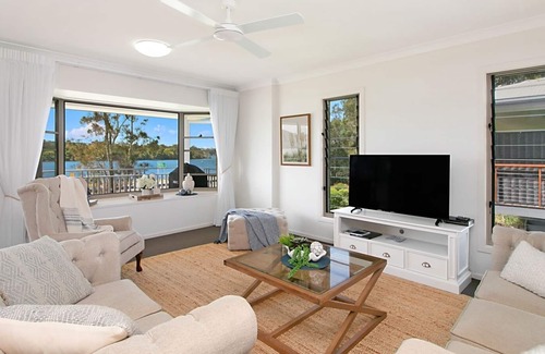 Chinderah House | Perfect Family Getaway with Uninterrupted Water Views.
